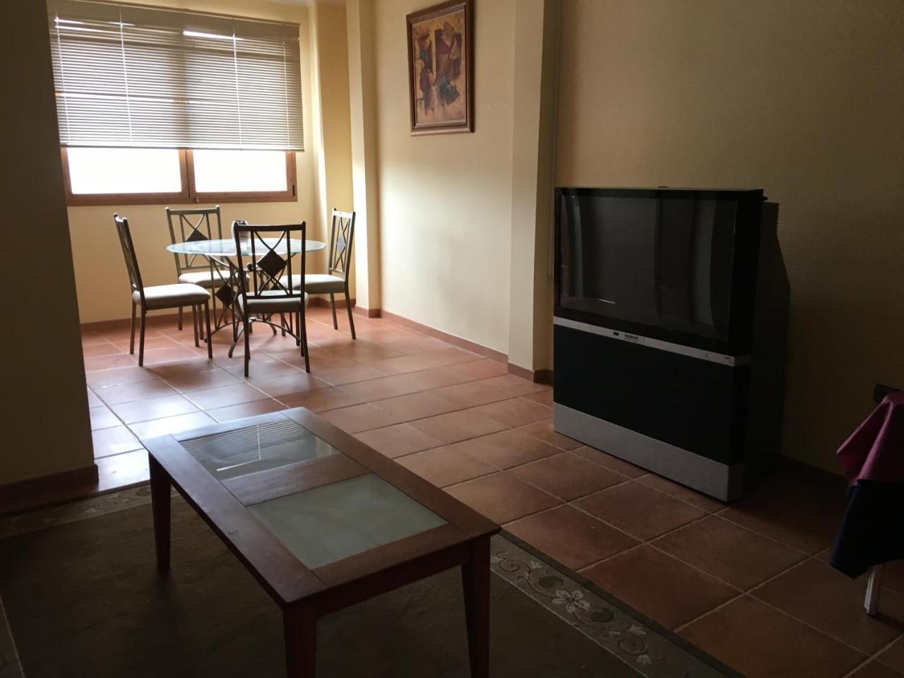Hostal Meson Arboleas Zewnętrze zdjęcie