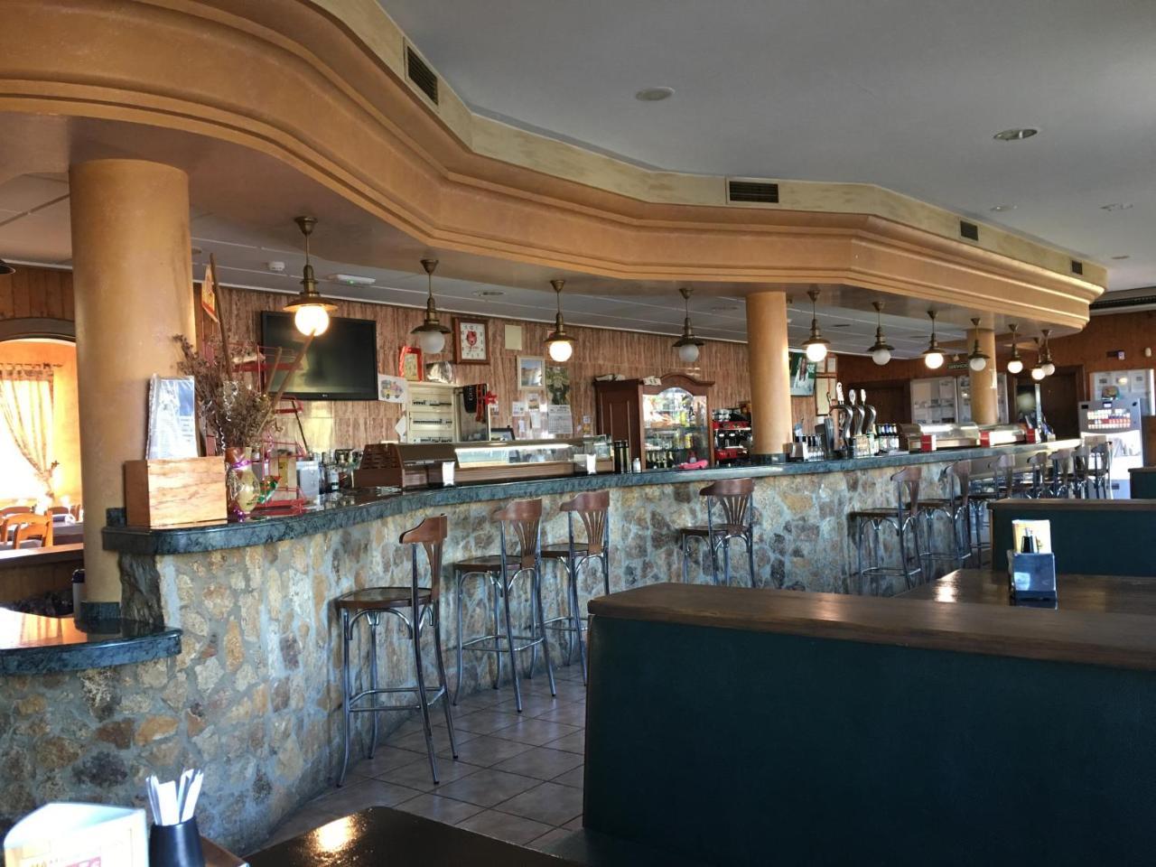Hostal Meson Arboleas Zewnętrze zdjęcie